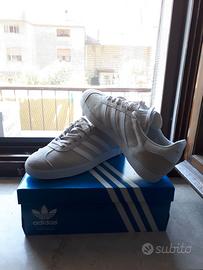 Adidas scarpe 2024 nuove beige