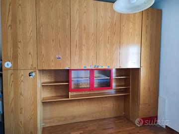 Armadio a ponte in legno 