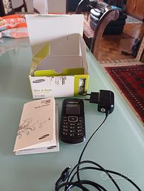 telefonino Sansung nero