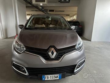 Renault Captur 1.5 90CV OK NEOPATENTATI