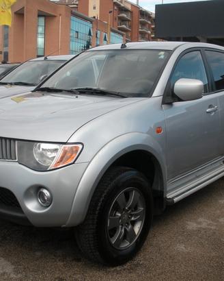 Mitsubishi L200 2.5 DI-D/136CV Double Cab Intense 