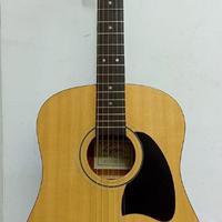 Chitarra acustica