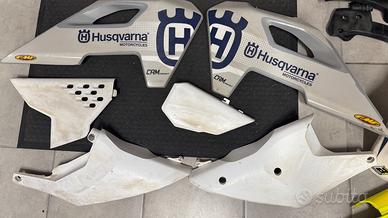 Plastiche Husqvarna 2023-2026