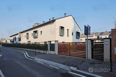 Box / Garage di 17 m² a Milano