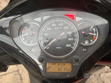 Scooter Honda SH300