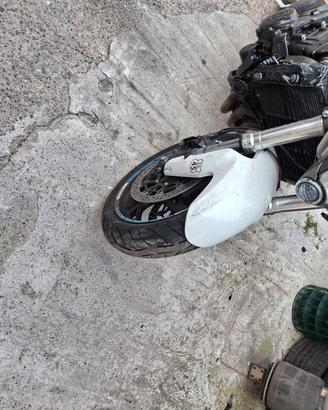 moto cb 1000