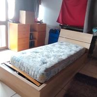 Letto con contenitore più materasso