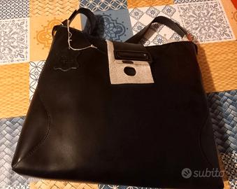 borsa pelle,  a spalla United colours of Benetton