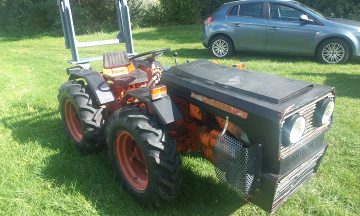 Trattore Valpadana 4RM 300
