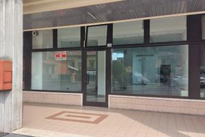 Locale commerciale 100mq