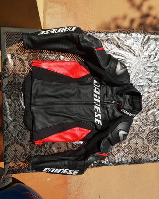 giacca moto 46 dainese uomo in pelle come NUOVA
