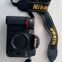 KIT ATTREZZATURA FOTOGRAFICA NIKON D7000
