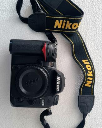 KIT ATTREZZATURA FOTOGRAFICA NIKON D7000