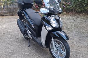Scooter Yamaha Xenter
