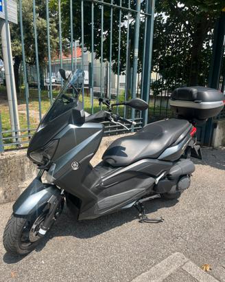 Yamaha Xmax 250 ABS