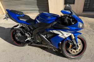 Yamaha R1 2004 unico proprietario