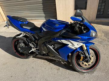 Yamaha R1 2004 unico proprietario