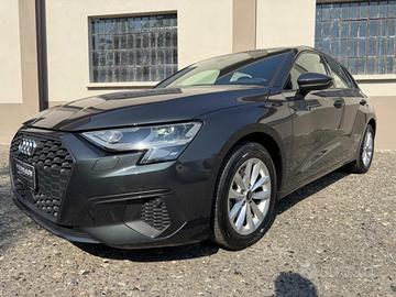 AUDI A3 Sportback 30 1.0 tfsi mhev Business S-tr