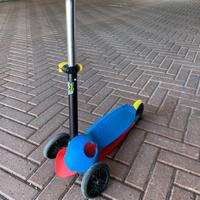 Monopattino 3 ruote con scocca intercambiabile