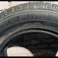 Treno gomme invernali SUMIMOTO 215/60R17 96H