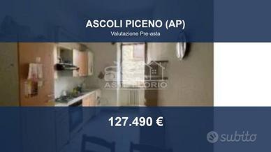 Immobile in asta di 122 m² con più di 5 locali a A