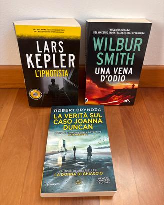 Set 3 libri thriller in perfette condizioni
