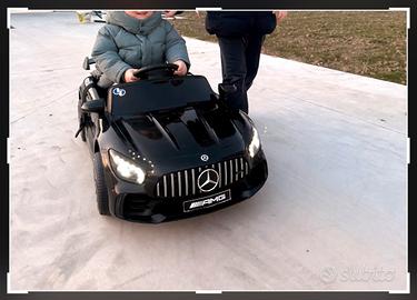 Macchina elettrica mercedes