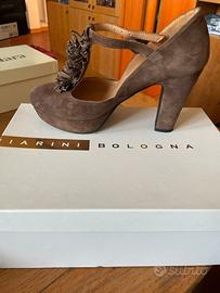 Scarpa con tacco e plateau di Chiarini