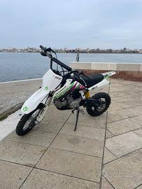 YCF 125