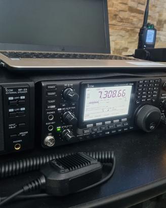 ICOM IC 7410 con FL430 (6 khz) e FL431 (3 khz)