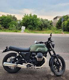 Moto Guzzi V7