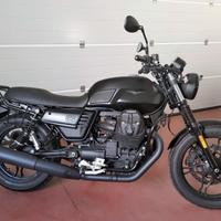 Moto Guzzi V7III Stone ABS