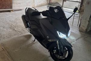 Yamaha T Max 530 - 2011