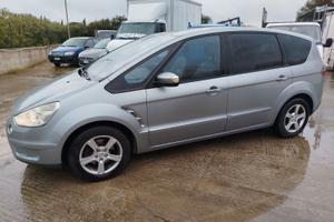 A 3700E.STUPENDO FORD S-MAX 5 POSTI TITANIUM
