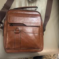 Borsello tracolla uomo in pelle P.U. Nuovo