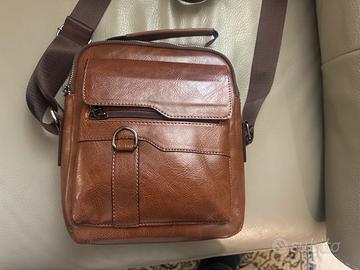 Borsello tracolla uomo in pelle P.U. Nuovo