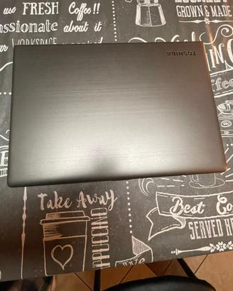 Notebook Toshiba i5 - 16gb - ssd 500gb - win11