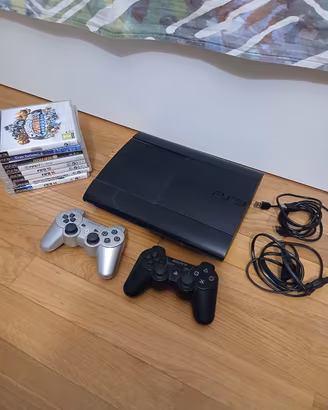playstation 3 + 2 controller + 8 giochi