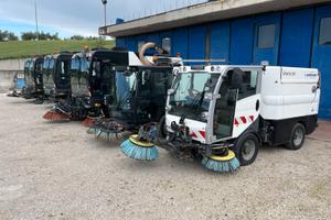 Spazzatrice/Spazzatrici Stradali Schmidt - Bucher