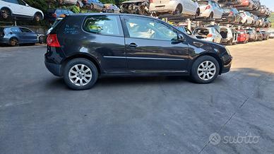 VW GOLF V 2005 SOLO PER RICAMBI