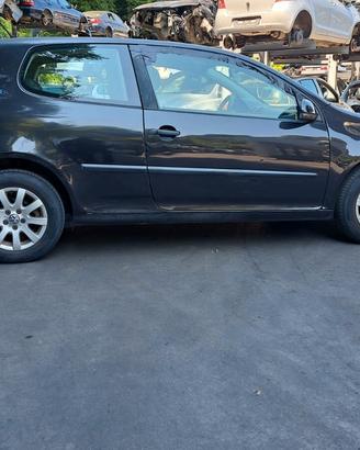 VW GOLF V 2005 SOLO PER RICAMBI