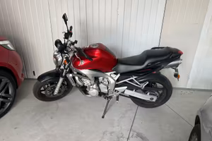 Yamaha FZ6