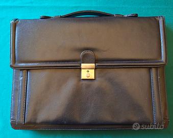 Valigetta porta documenti, pelle nera con chiusura