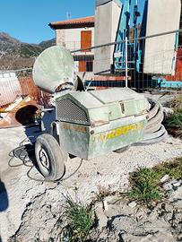 Pompa per massetti Turbosol + tubo circa 50 mt