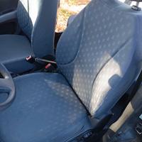 Sedili auto Micra Nissan 2004