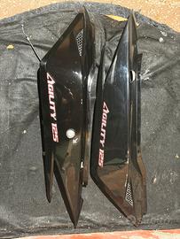 Kymco agility 125 carene laterali