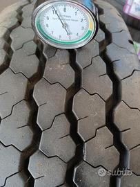 2 Gomme seminuove 215-14 C Fulda