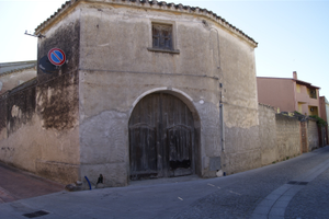 Rudere con corte e giardino nel cuore di Serdiana