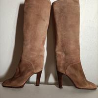 Splendidi stivali scamosciati, vera pelle. N.36,5