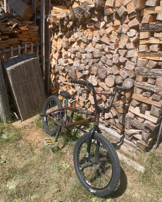 BMX Mirraco